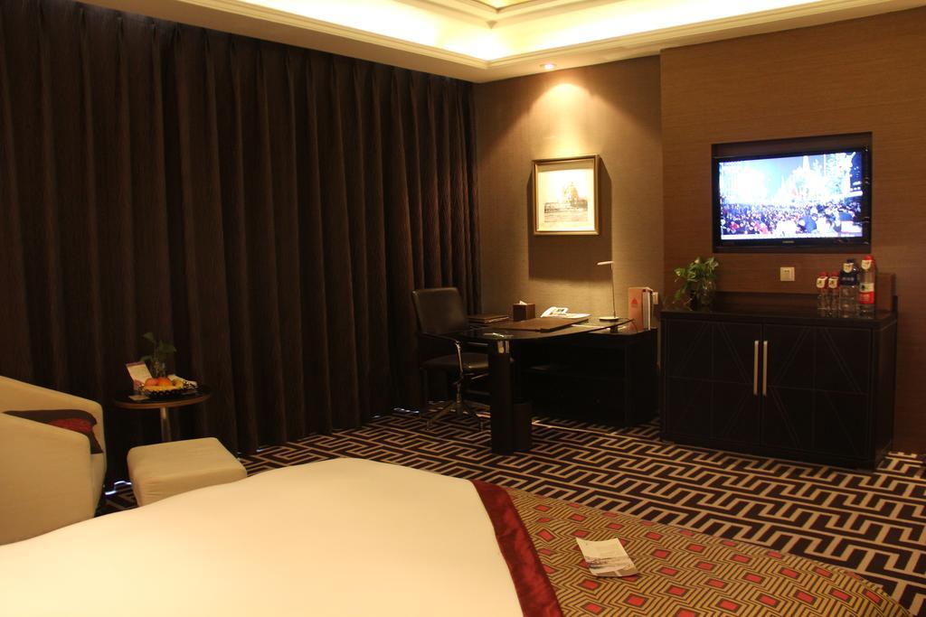 Brigh Radiance Hotel เยียนไถ ภายนอก รูปภาพ