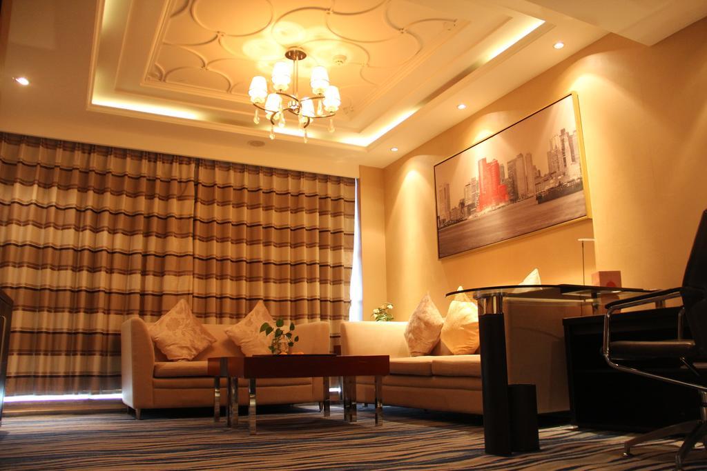 Brigh Radiance Hotel เยียนไถ ภายนอก รูปภาพ